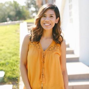 Mustard sleeveless lace top S